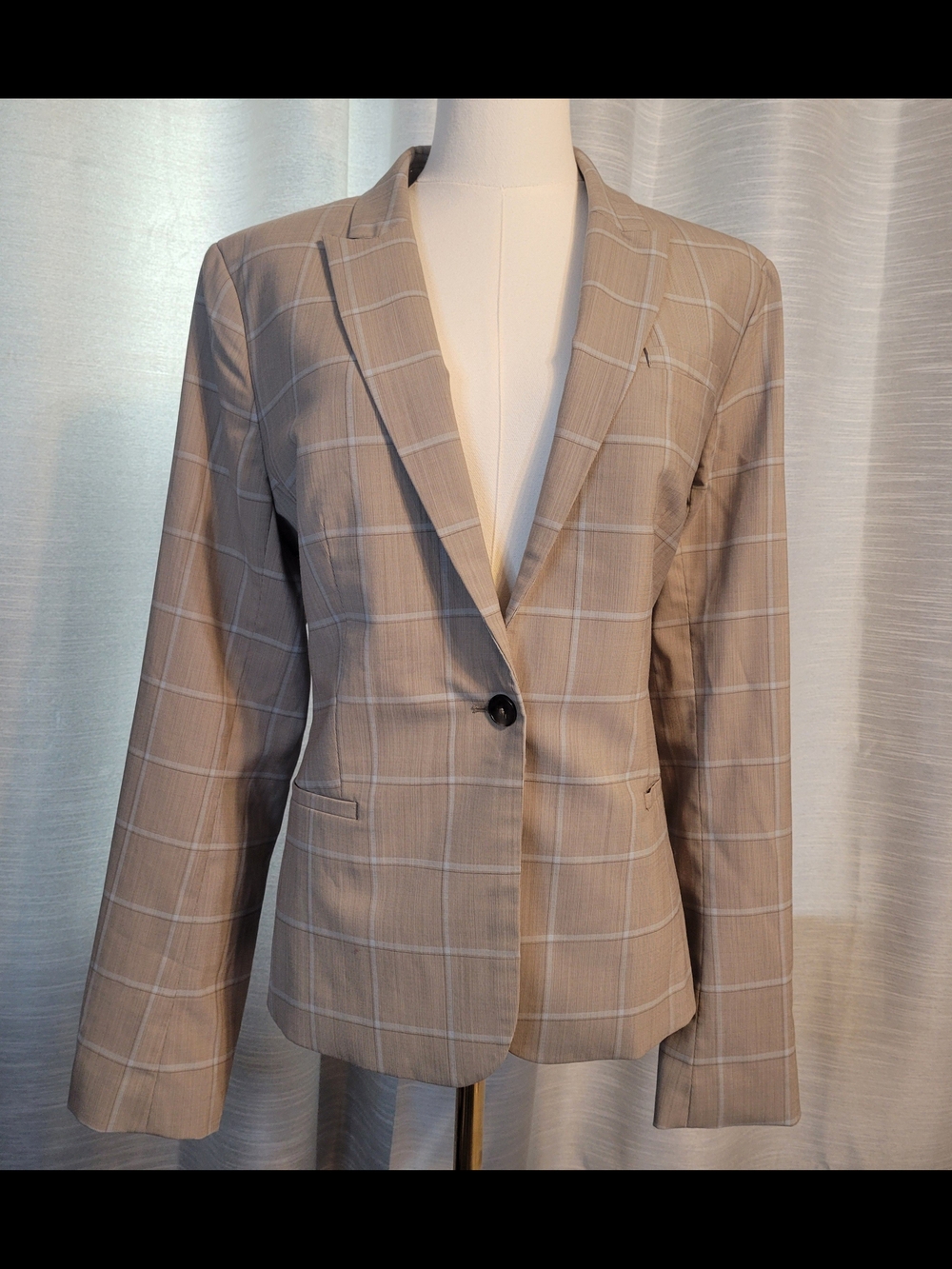 Banana Republic Beige Plaid Single-Button Blazer